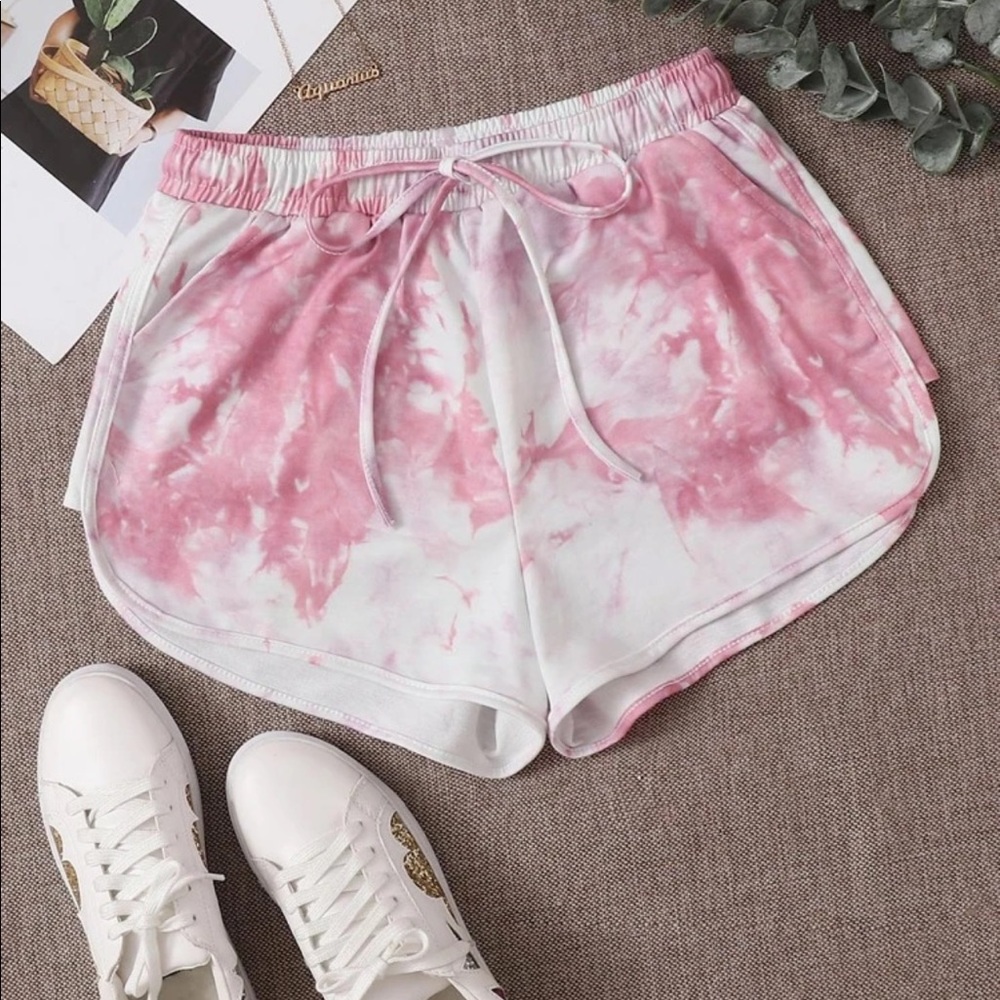 TIE DYE SHORTS